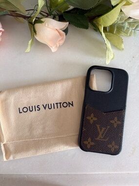Louis Vuitton iPhone 15 case